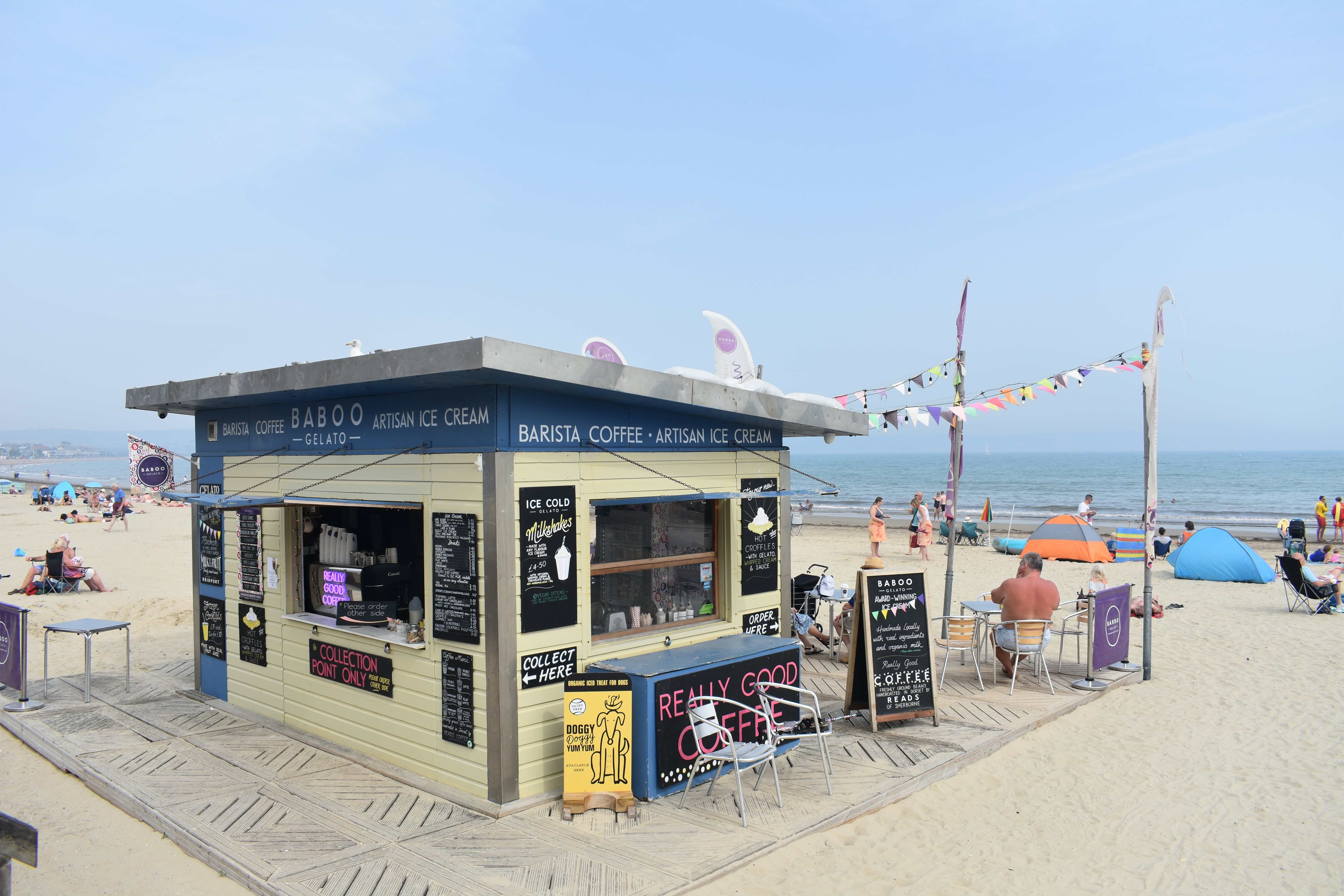 Retail kiosk display
